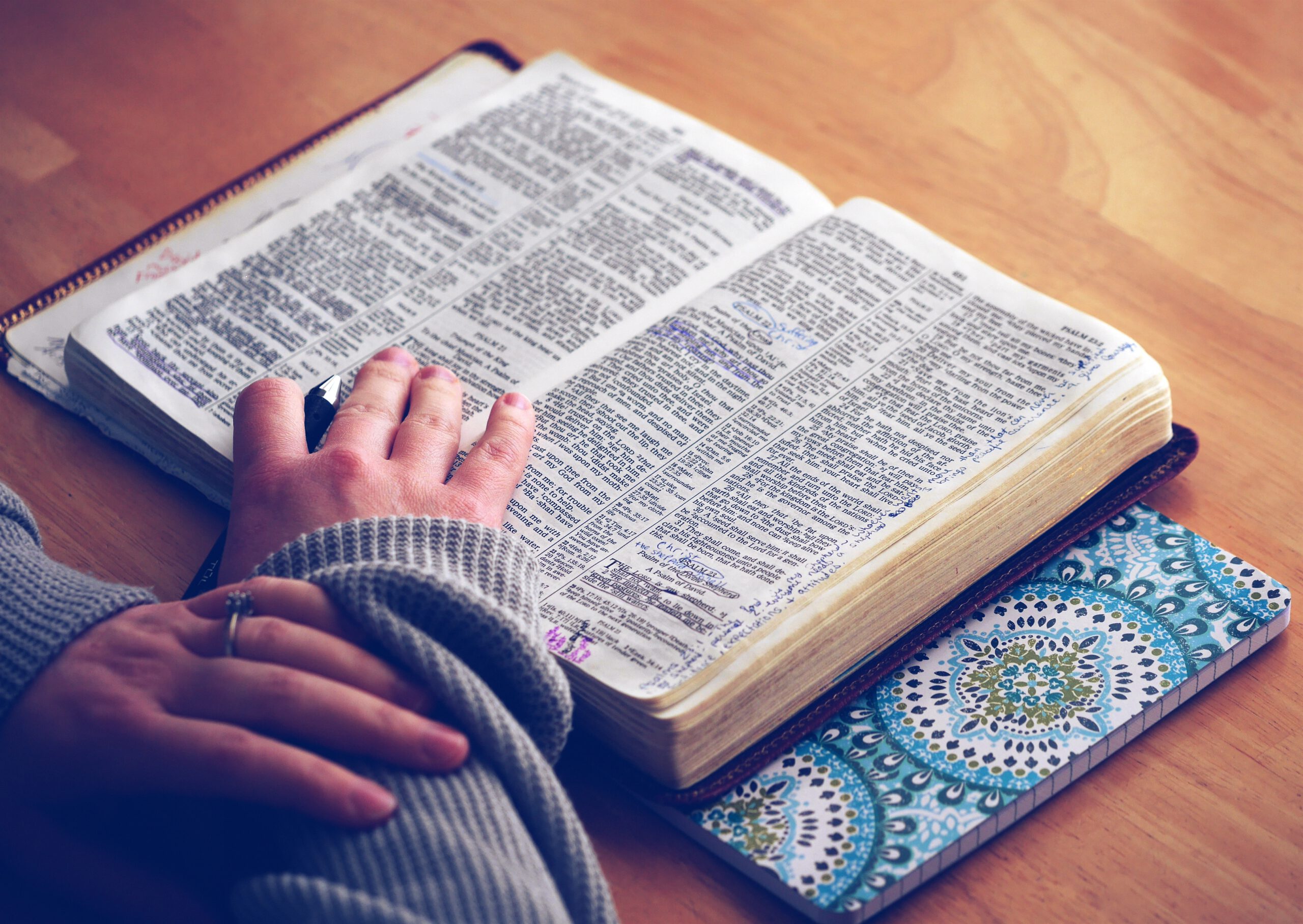 Lo Más Importante Que Necesitas Para Poder Estudiar La Biblia A Solas