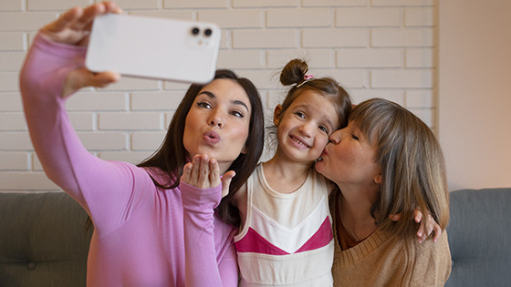 La maternidad en un mundo de mamás influencers