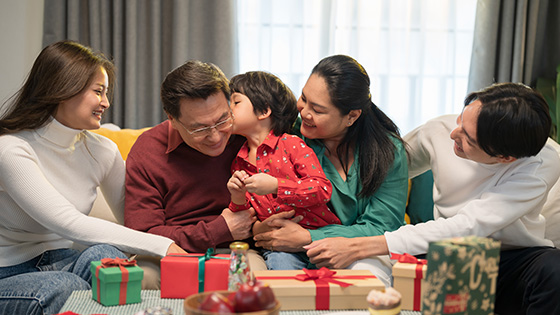 Regala a tus hijos gozo duradero en esta Navidad