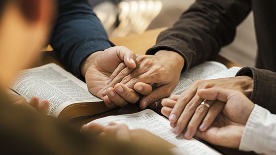 5 razones por las que debes priorizar la adoración familiar